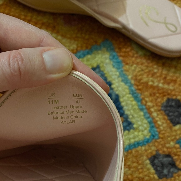 Sam Edelman Blush Pink Mules - Picture 4 of 8